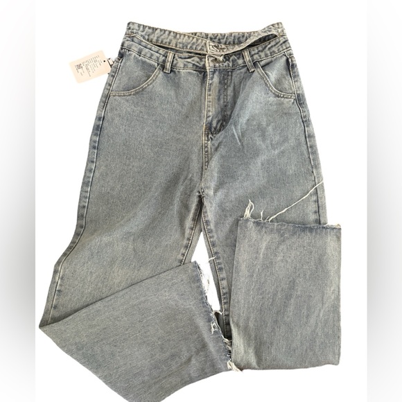 Denim - Double Closure Frayed Hem Denim Jeans